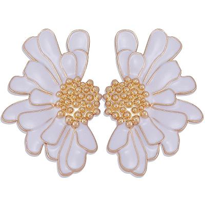 Vintage Flower Stud Earrings for Women JE1095E-1