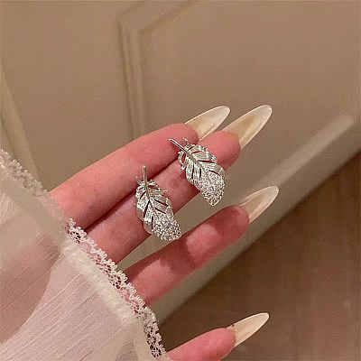 Alloy Rhinestone Feather Stud Earrings for Women WG36FE1-01-1