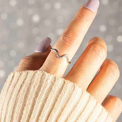 Wave Shaped Brass Micro Pave Clear Cubic Zirconia Finger Rings FS-WG385C2-02-1