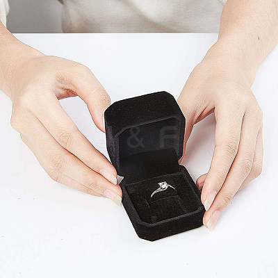 Square Velvet Ring Boxes VBOX-WH0002-01C-1
