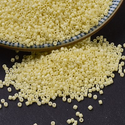 MIYUKI Delica Beads SEED-X0054-DB2101-1