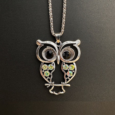 Vintage Alloy Rhinestone Hollow Carved Owl Pendant Necklaces for Women TQ3246-4-1