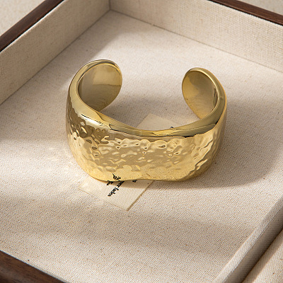 Hammered Plastic Cuff Bangles for Women FS-WG9DD36-06-1