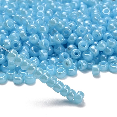 TOHO 3/0 Round Beads SEED-TR03-0143-1