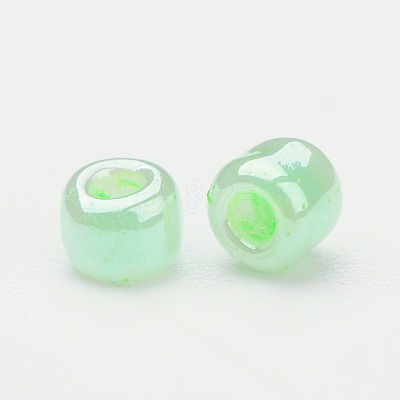 8/0 Glass Seed Beads SEED-US0003-3mm-144-1