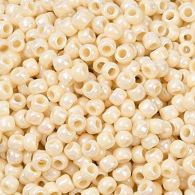 TOHO 8/0 Round Beads SEED-TR08-0409-1