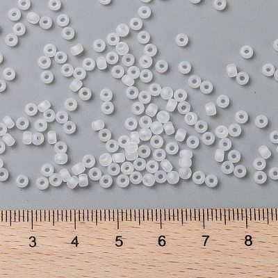 MIYUKI Round Rocailles Beads SEED-X0055-RR0131FR-1