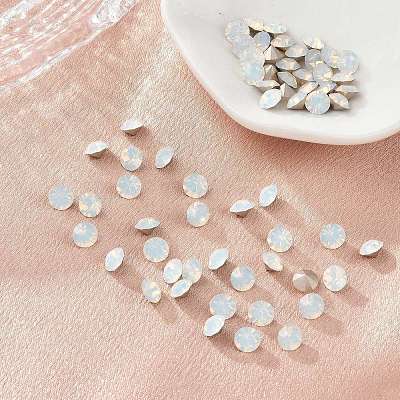 Preciosa® MAXIMA Crystal Round Stones Y-PRC-RBSS24-01000-1