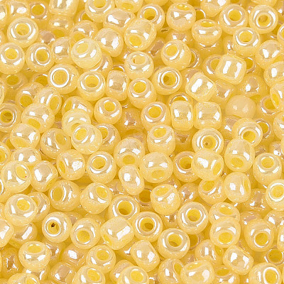 8/0 Glass Seed Beads SEED-US0003-3mm-142-1