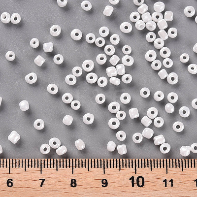 8/0 Glass Seed Beads X1-SEED-A012-3mm-121-1