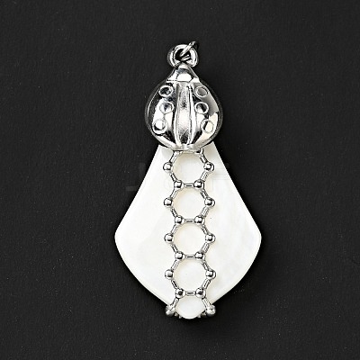 Natural White Shell Pendants SSHEL-C010-05P-1