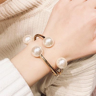 Alloy Wire Wrap with Plastic Pearl Cuff Bangle BJEW-K223-08KCG-1