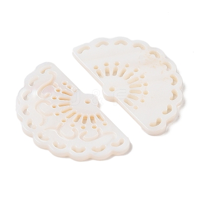 Natural White Shell Carved Pendants SSHEL-C012-08-1