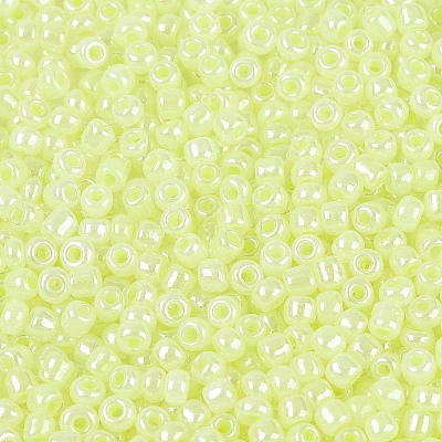 8/0 Glass Seed Beads X-SEED-A011-3mm-152-1