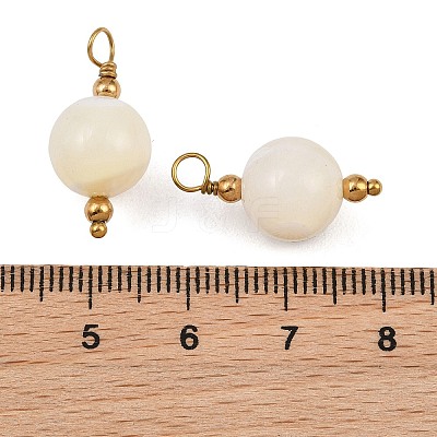 Natural Freshwater Shell Pendants SH-CBA5EEC-10G-1