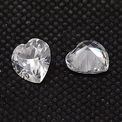 10PCS Clear Grade A Heart Cubic Zirconia Pointed Back Cabochons X-ZIRC-M005-6mm-007-1
