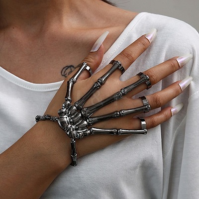 Punk Style Alloy Skeleton Hand Ring Bracelets with Finger Nails Tip Claw WG3AE99-01-1