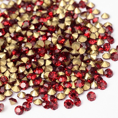Back Plated Grade A Diamond Glass Pointed Rhinestone RGLA-SS6-M-1