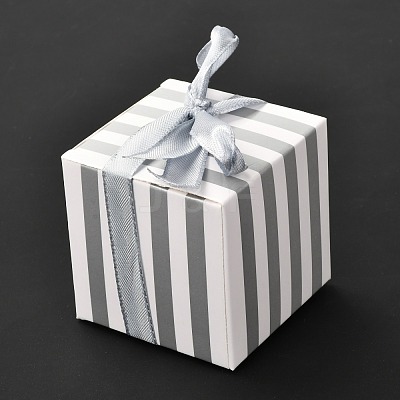 Square Foldable Creative Paper Gift Box CON-P010-C04-1