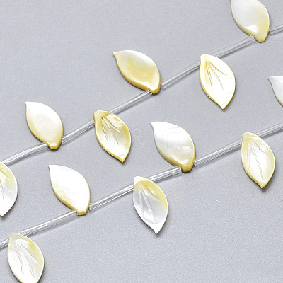 Natural Yellow Shell Pendants SSHEL-N036-022-1