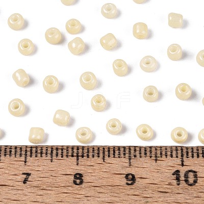 8/0 Baking Paint Glass Round Seed Beads SEED-S036-01B-19-1