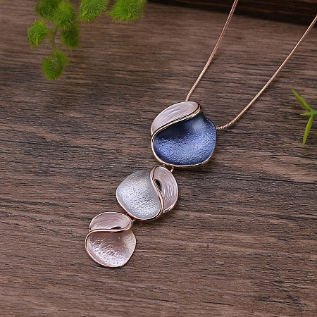 3 Irregular Heart Petal Zinc Alloy Enamel Pendant Necklaces for Women FS-WGE692F-01-1