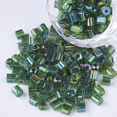 6/0 Glass Seed Beads SEED-S027-06B-07-1