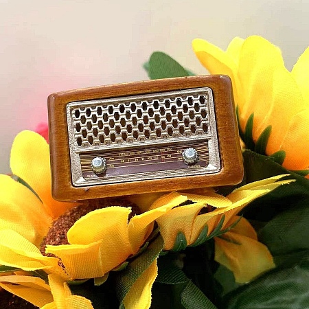 Alloy Mini Imitation Radio Decoration PW-WG500A6-01-1