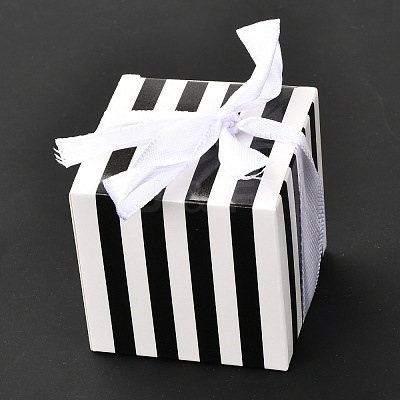 Square Foldable Creative Paper Gift Box CON-P010-C01-1